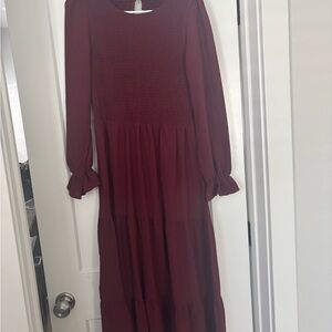 Elegant Burgundy Long Sleeve Dress